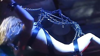 Restrain Bondage Games For The Sexy Horny Blonde Looking For Trunk